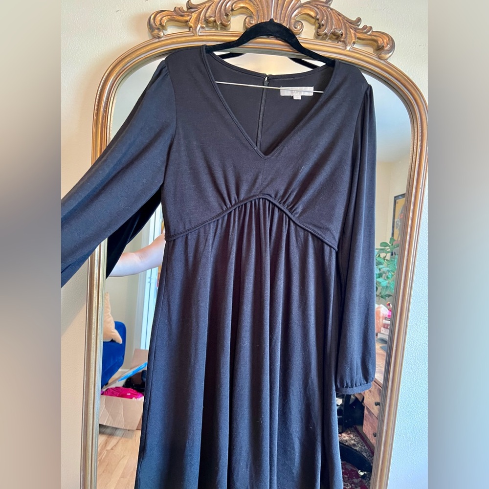 Loft Black Long Sleeve Dress V Neck A Line Size 6
